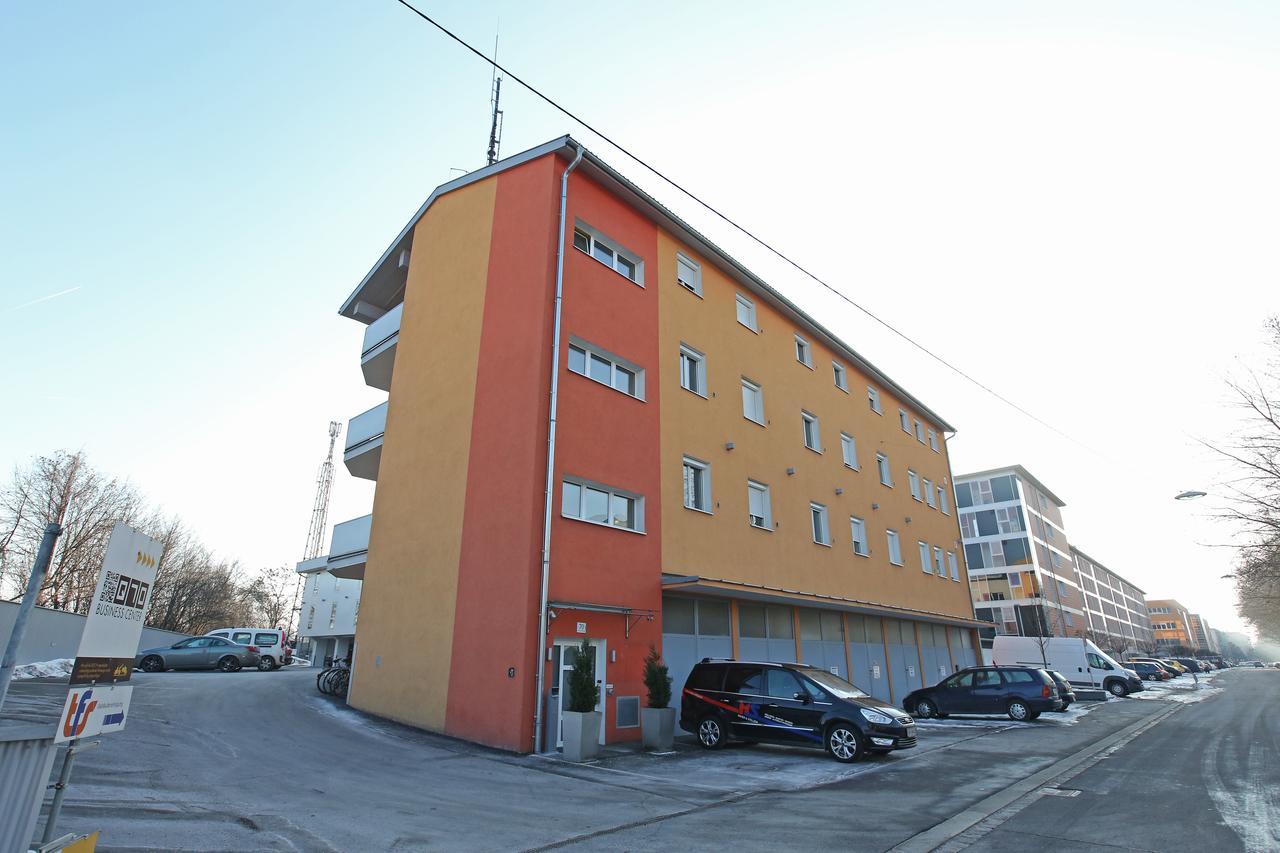 Montagehotel Living@linz Hotel Linz