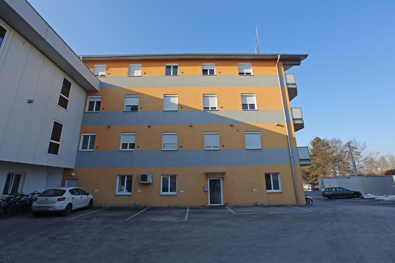 Montagehotel Living@linz Hotel *
