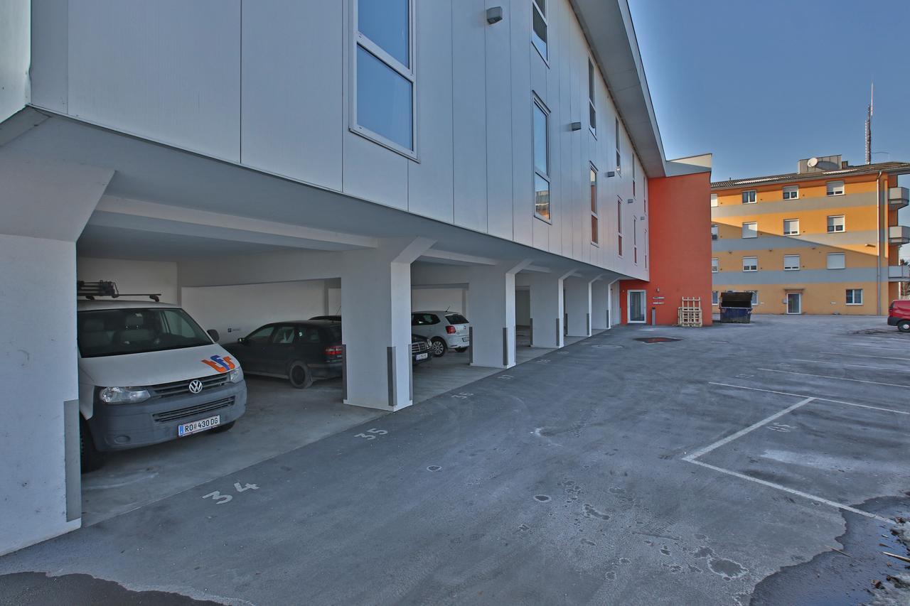 Montagehotel Living@linz *