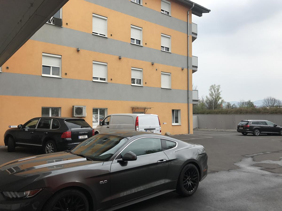Montagehotel Living@linz